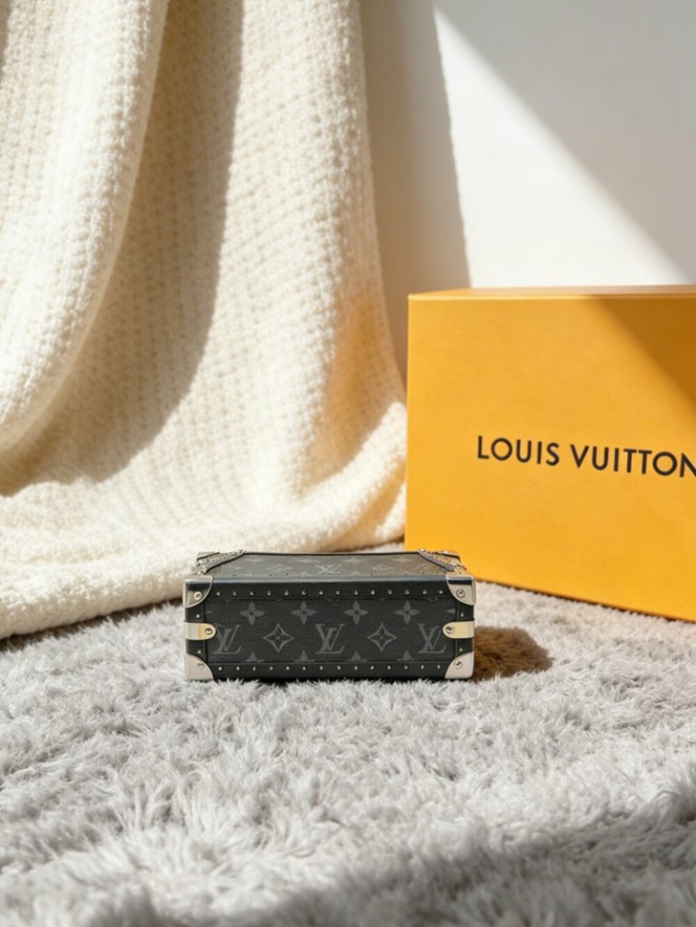 Louis Vuitton Clutch Box Monogram Eclipse Canvas - Picture 5 of 5